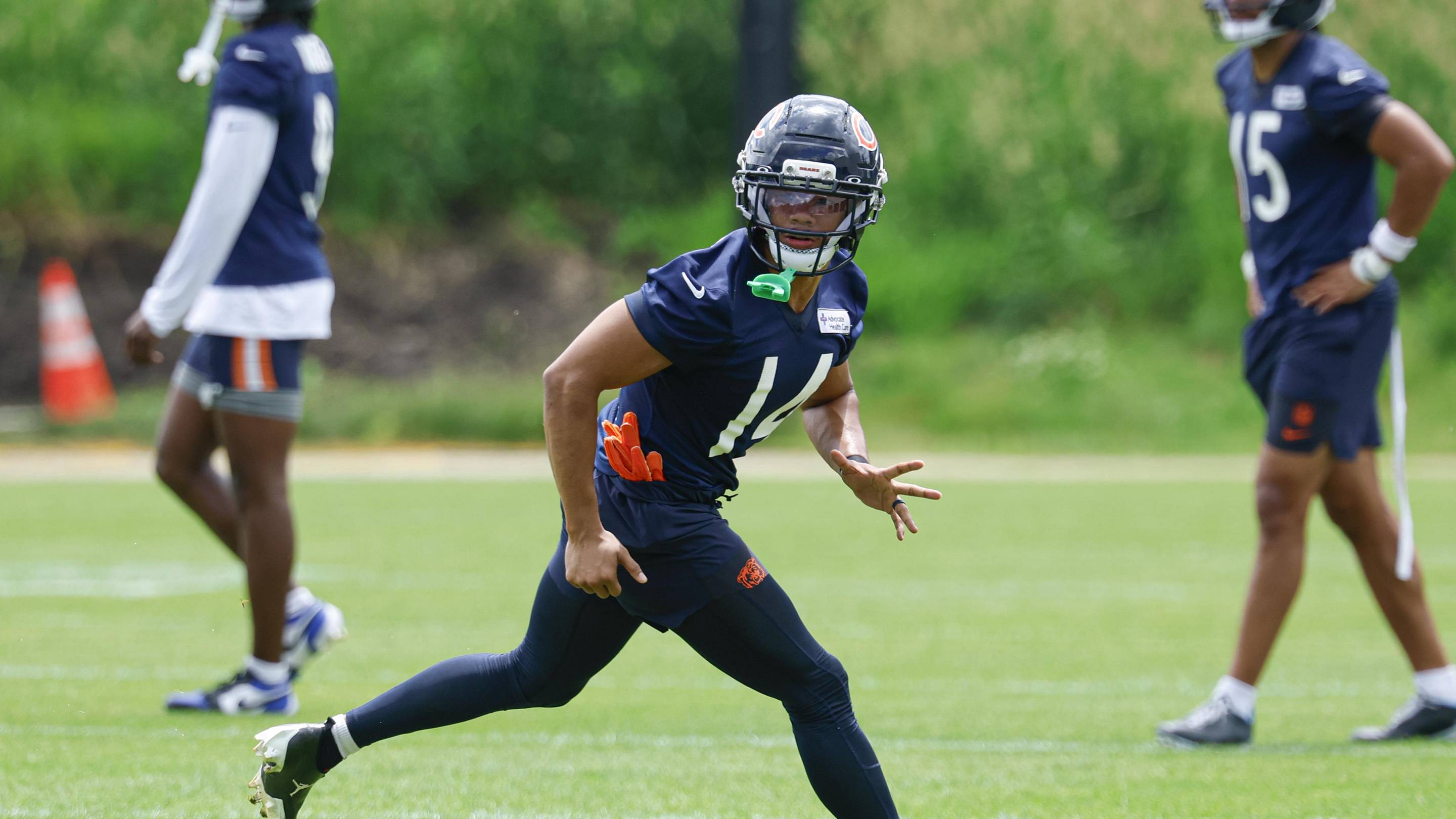 Zavion Thomas and Kalif Raymond Need to Cover a Huge Bears Gamble