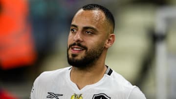 Ele é paraibano e já atuou no Palmeiras