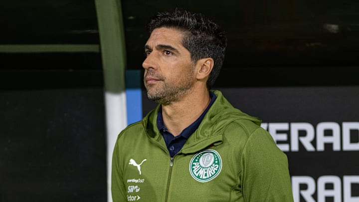 Abel Ferreira não deseja contratações para o Mundial de Clubes Abel Ferreira não deseja contratações para o Mundial de Clubes