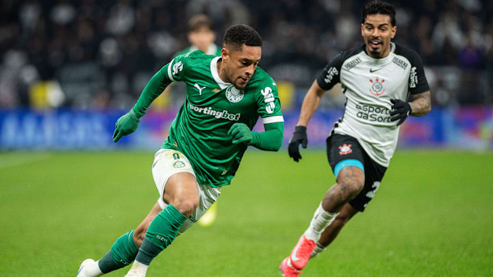 Matheus Bidu cumpre suspensão no derby paulistano Matheus Bidu cumpre suspensão no derby paulistano
