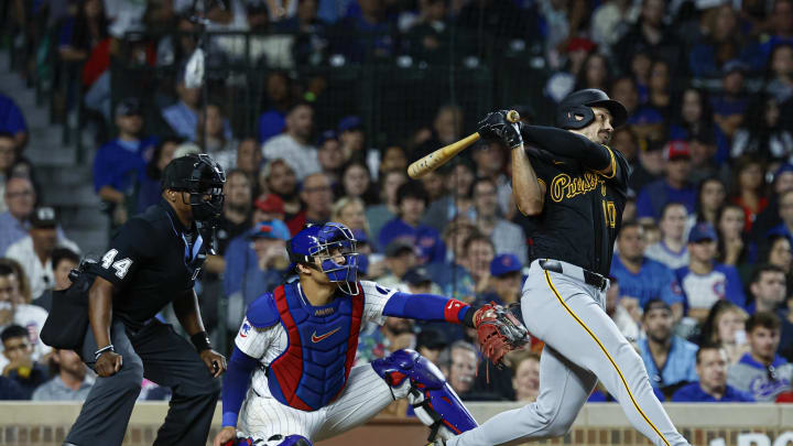 Pittsburgh Pirates outfielder Bryan Reynolds (10) hits a three-run home run against the Chicago Cubs during the eight inning against the Chicago Cubs at Wrigley Field on Sept 2.