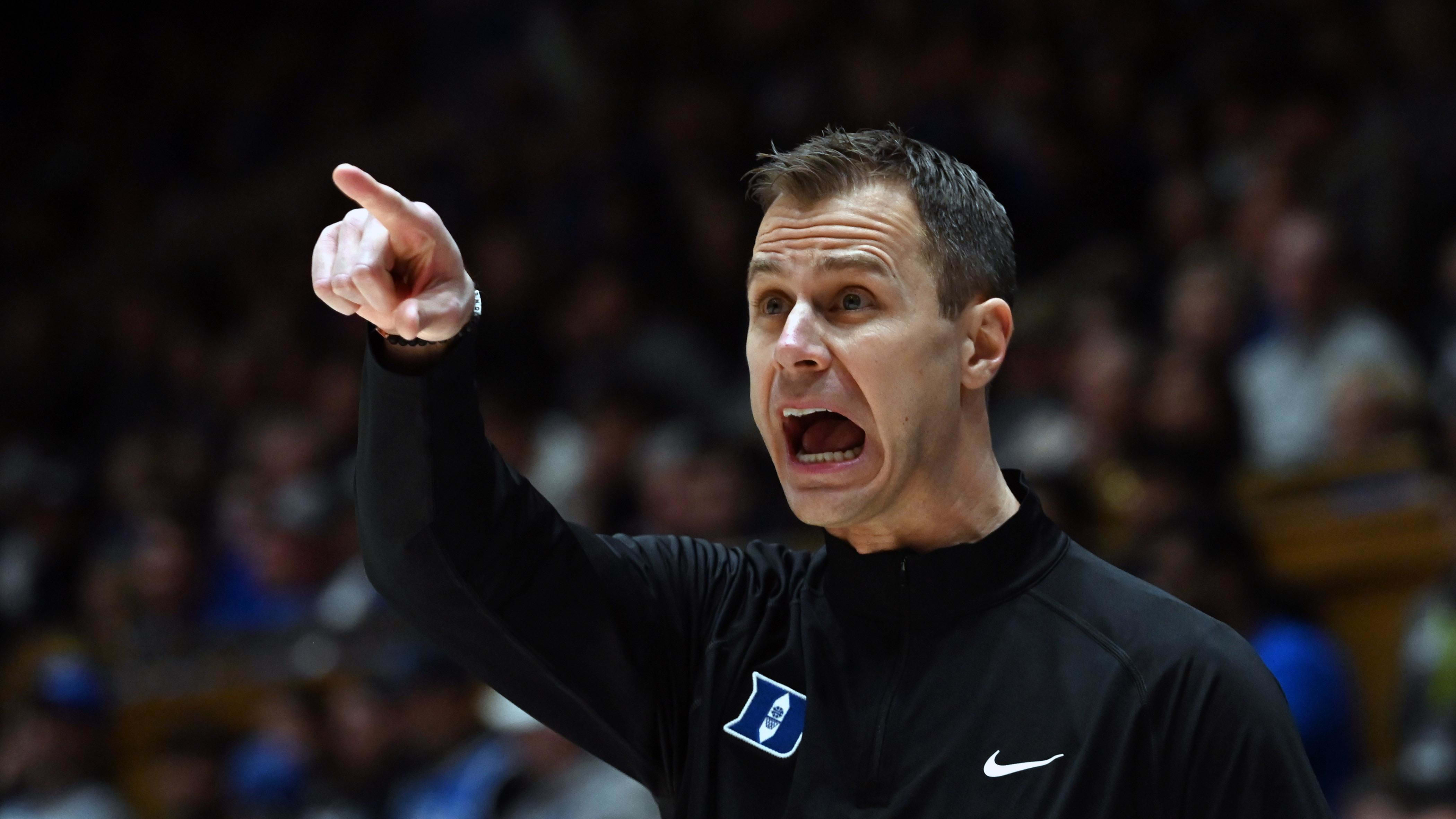 Duke basketball head coach Jon Scheyer