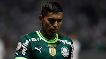 Dudu vai pagar suspensão no Beira-Rio.