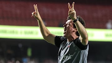 Diniz é o novo treinador do Corinthians