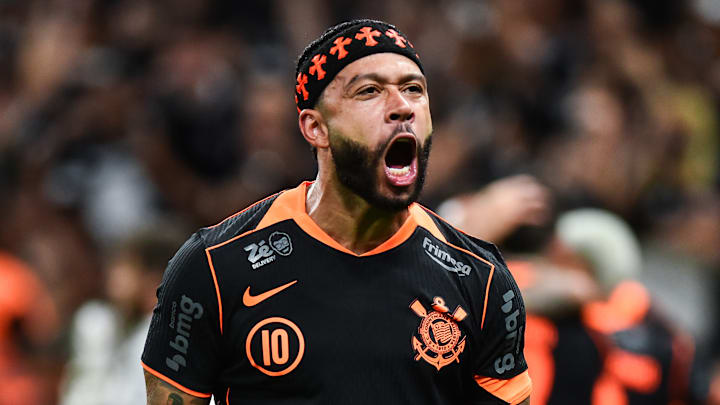 Memphis segue fora de combate no Corinthians 