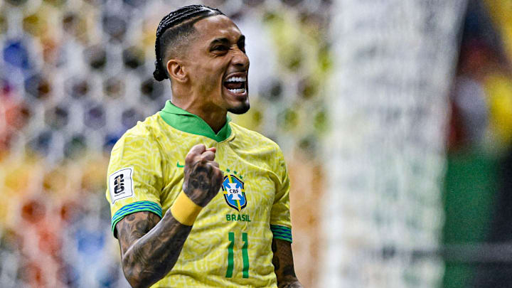 Raphinha volta ao XI inicial da Seleção na Neo Química Arena Raphinha volta ao XI inicial da Seleção na Neo Química Arena