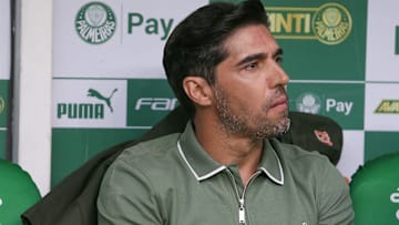 Abel Ferreira estaria na mira CBF, mas Leila Pereira nega interesse