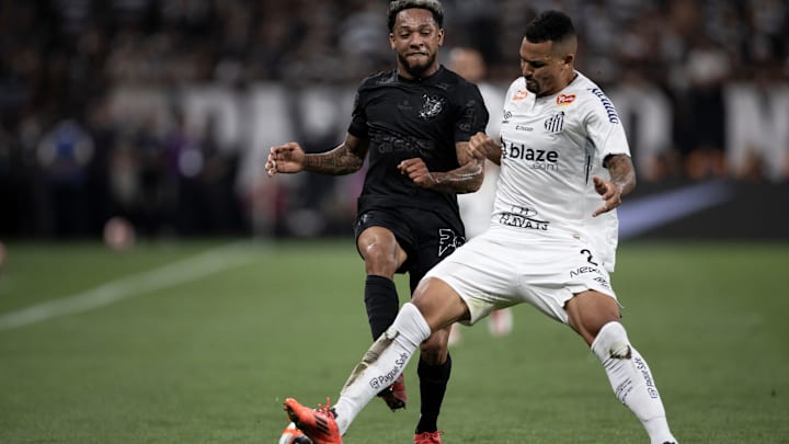 Rivais se enfrentam neste domingo