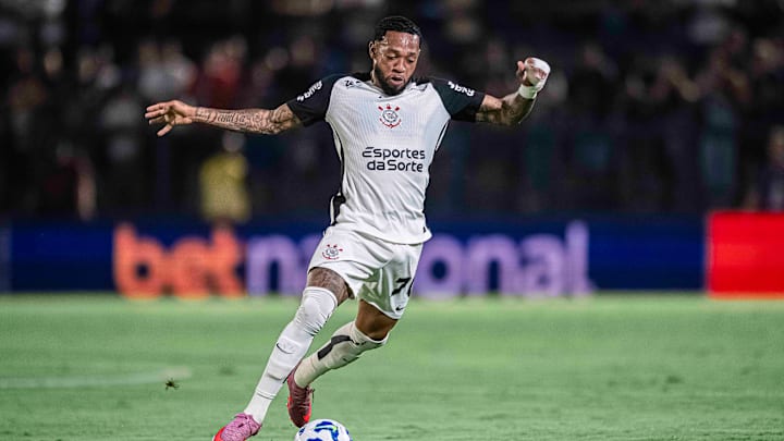 Martínez não deve entrar em campo pelo Corinthians em 2026