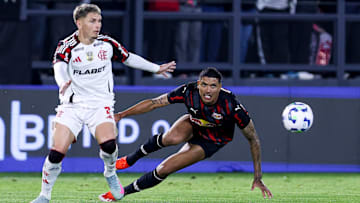 Flamengo recebe o Bragantino no Maracanã para jogo da rodada 35 do Brasileirão 
