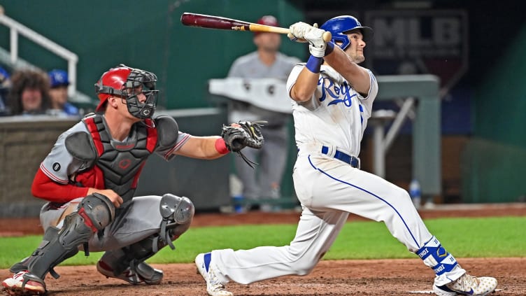 Kansas City Royals left fielder Andrew Benintendi (16).