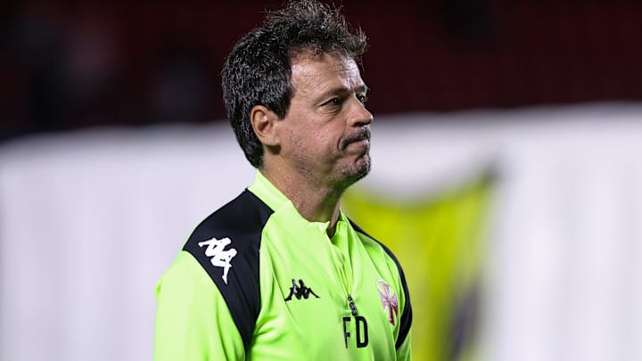 Fernando Diniz não terá Coutinho nos próximos jogos do Vasco da Gama