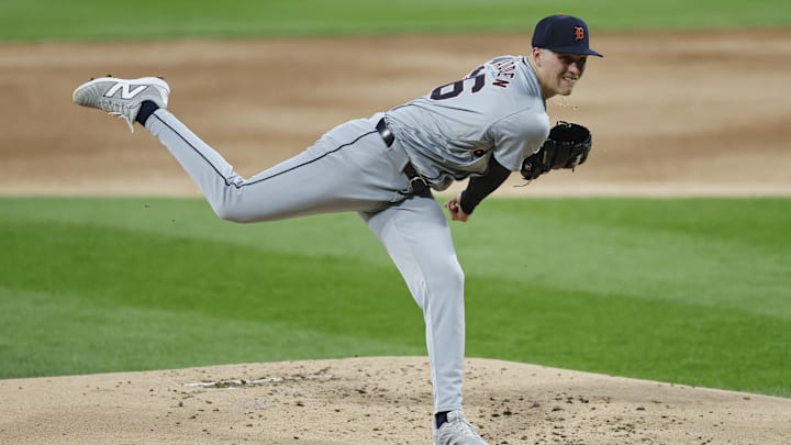 Aug 26, 2024; Chicago, Illinois, USA; Detroit Tigers starting pitcher Ty Madden (36) delivers a pitch against the Chicago White Sox during the second inning at Guaranteed Rate Field.