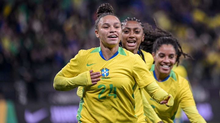 Brasil sobe no ranking de seleções femininas da Fifa Brasil sobe no ranking de seleções femininas da Fifa