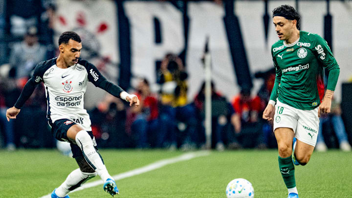 Derby do Brasileirão foi de poucas emoções Derby do Brasileirão foi de poucas emoções