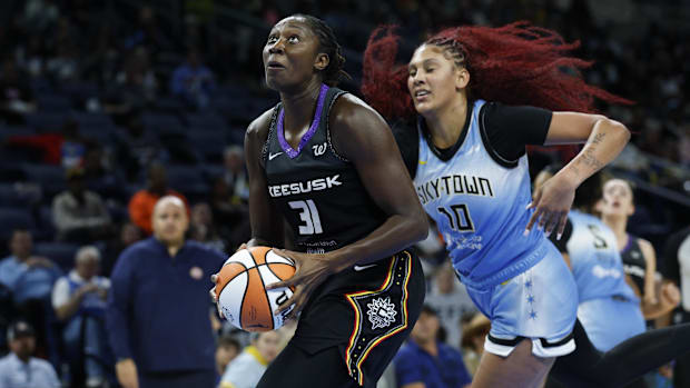 Connecticut Sun center Tina Charles makes WNBA history for a second time at Wintrust Arena against the Chicago Sky this year.