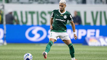 Andreas Pereira é um dos titulares do Verdão