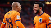 Memphis dá show em goleada da Holanda na rodada das Eliminatórias Europeias 