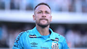 L'attaquant brésilien a 33 ans.