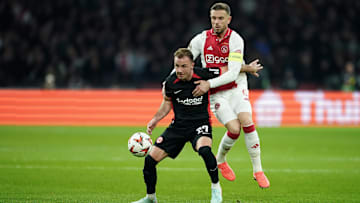 Autor de gol em final de Copa do Mundo, Mario Götze defende o Frankfurt