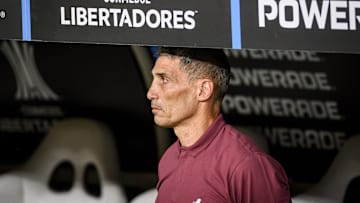 Vojvoda enfrenta turbulência no Fortaleza  