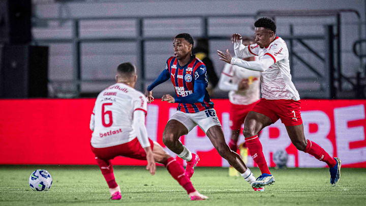 Bahia e Bragantino se enfrentam pela sétima rodada do Brasileirão Bahia e Bragantino se enfrentam pela sétima rodada do Brasileirão