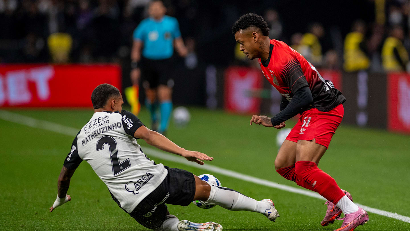 Onde assistir Athletico-PR x Corinthians hoje pelo Brasileirão?