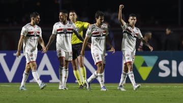 Comandados de Rogério Ceni tentam reencontrar o caminho das vitórias depois de dois empates seguidos 