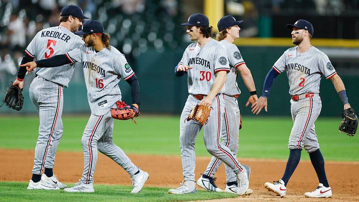 May 26, 2026; Chicago, Illinois, USA; Minnesota Twins players celebrate team's win against the Chicago White Sox at Rate Field. Mandatory Credit: Kamil Krzaczynski-Imagn Images