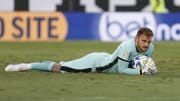 Lucas Perri a complètement manqué sa sortie.