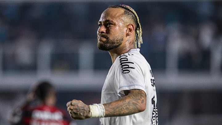 Neymar foi titular nos dois últimos jogos do Santos e busca sequência Neymar foi titular nos dois últimos jogos do Santos e busca sequência