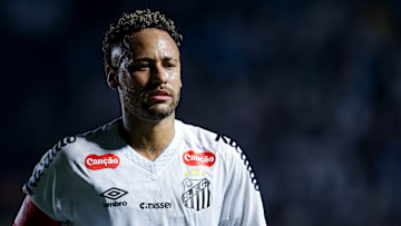 Neymar deve ir a campo contra o Juventude em Caxias do Sul