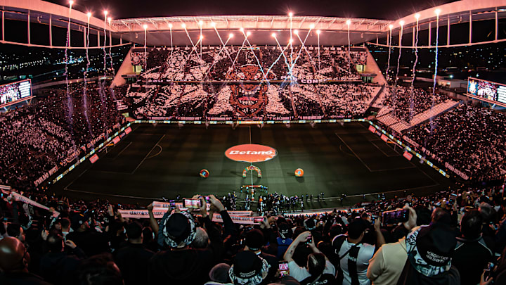 Clube ainda deve R$ 550 milhões à Caixa Federal Clube ainda deve R$ 550 milhões à Caixa Federal