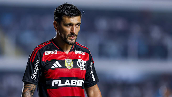 Flamengo mira na liderança do Brasileirão Flamengo mira na liderança do Brasileirão
