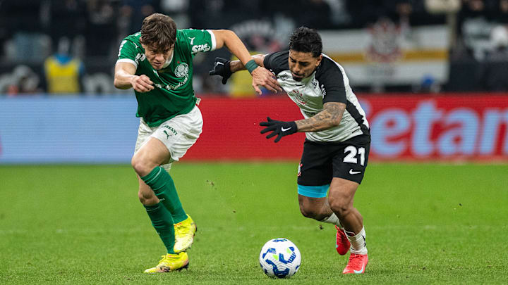 Corinthians e Palmeiras se enfrentam pela sétima vez em 2025 Corinthians e Palmeiras se enfrentam pela sétima vez em 2025