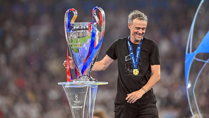 PSG geht als Titelverteidiger in die Saison PSG geht als Titelverteidiger in die Saison