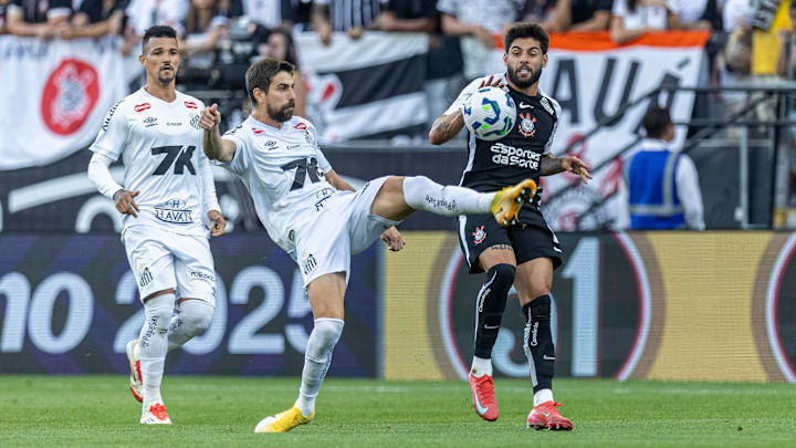 Santos x Corinthians se enfrentam pelo Paulistão 2026