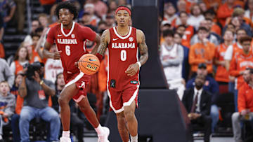 The Alabama Crimson Tide and guard Labaron Philon are favored on Monday.