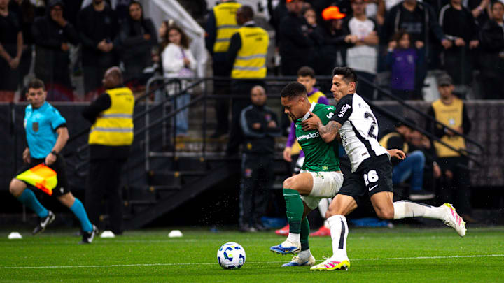 Corinthians e Palmeiras são duas das principais forças Corinthians e Palmeiras são duas das principais forças
