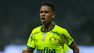 Estêvão está em Salvador, mas desfalca o Palmeiras