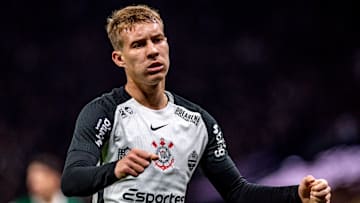 Falta de pagamento por Charles rende nova multa milionário para o Corinthians