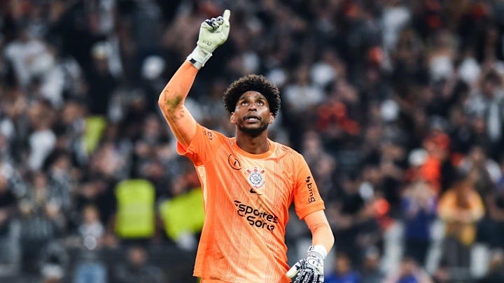 Hugo Souza está no radar do futebol turco