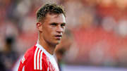 Joshua Kimmich ist der einzige Fixpunkt im Bayern-Mittelfeld