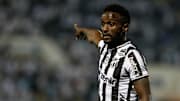 Destaque do Ceará, Mendoza vai assinar contrato de três temporadas com o Santos.