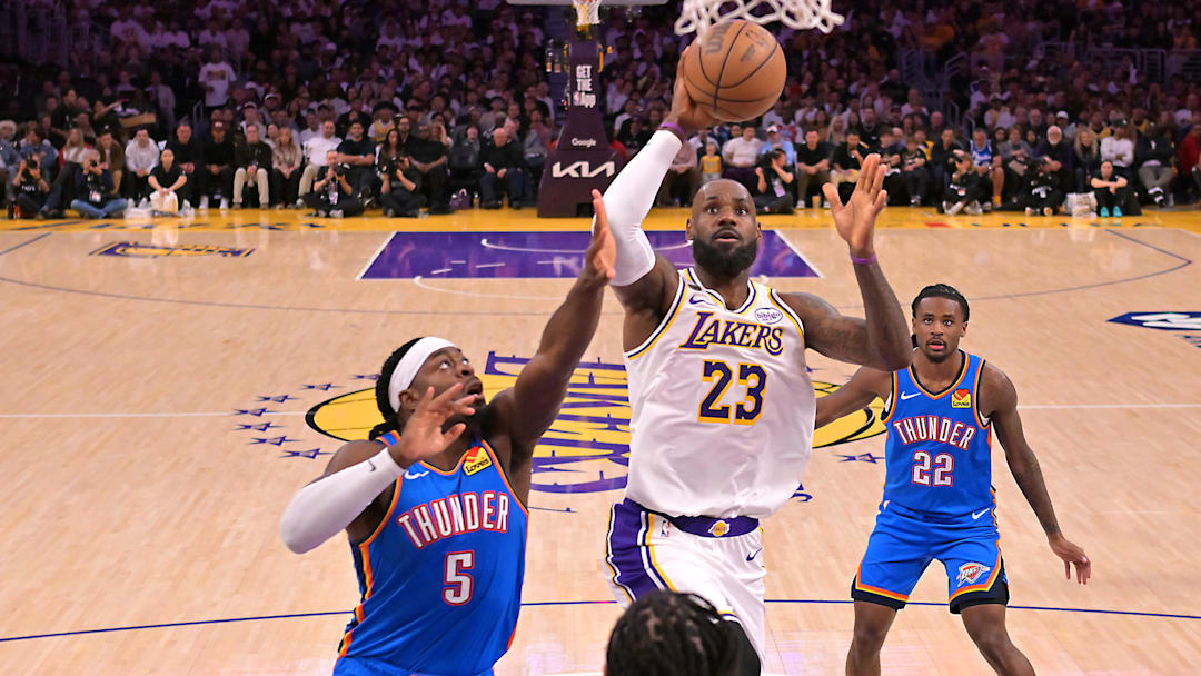 LeBron James no ha podido con el Thunder en los playoffs 