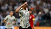 Defensor tem duas passagens pelo Corinthians