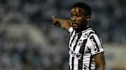 Stiven Mendoza é novidade no ataque do Peixe para a temporada