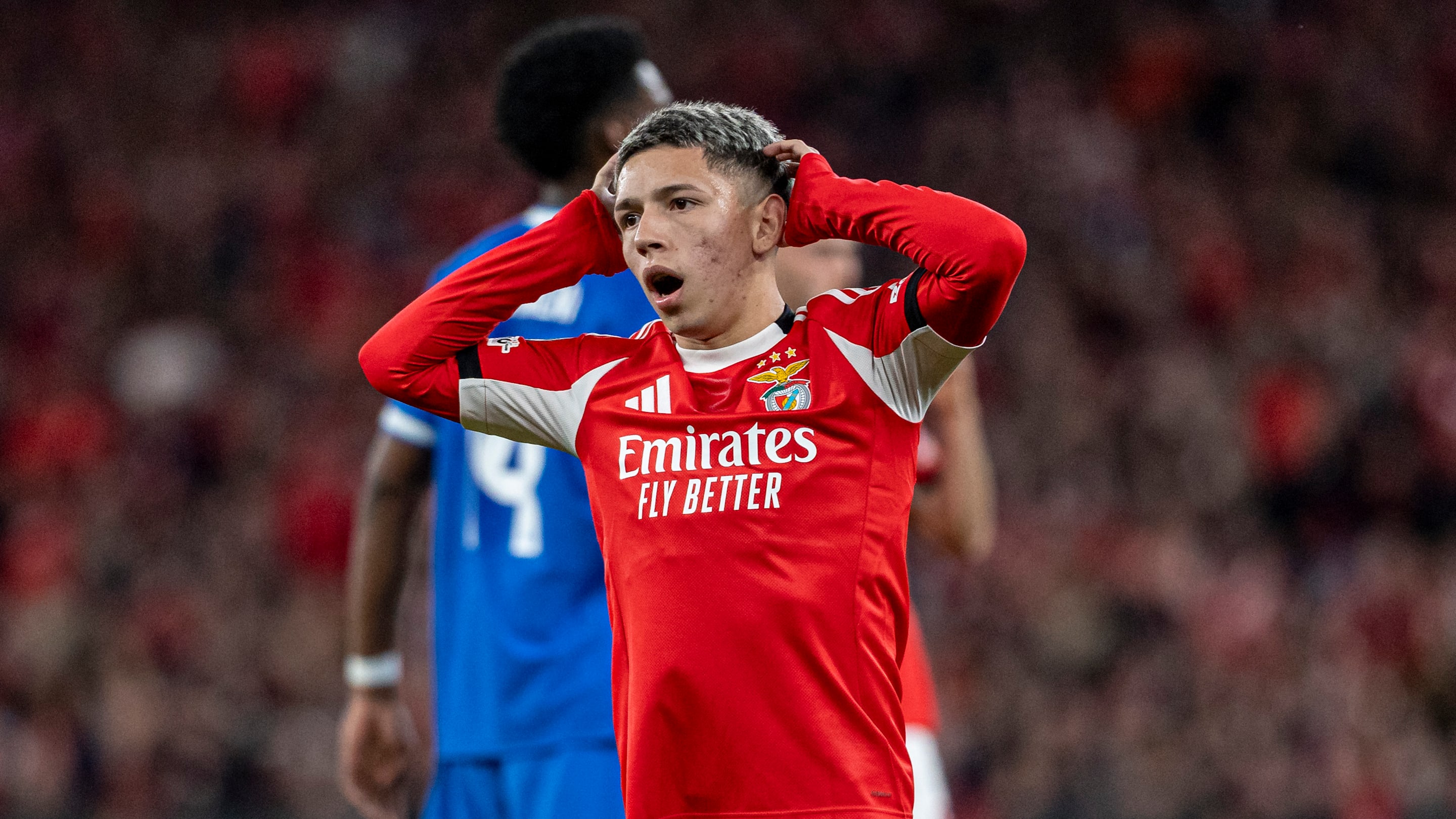 Real Madrid : Une légende du SL Benfica dézingue Gianluca Prestianni, accusé de racisme par Vinicius Jr