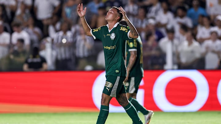 Atacante marcou um dos gols na vitória sobre o Santos, pelo Campeonato Paulista 2025 Atacante marcou um dos gols na vitória sobre o Santos, pelo Campeonato Paulista 2025