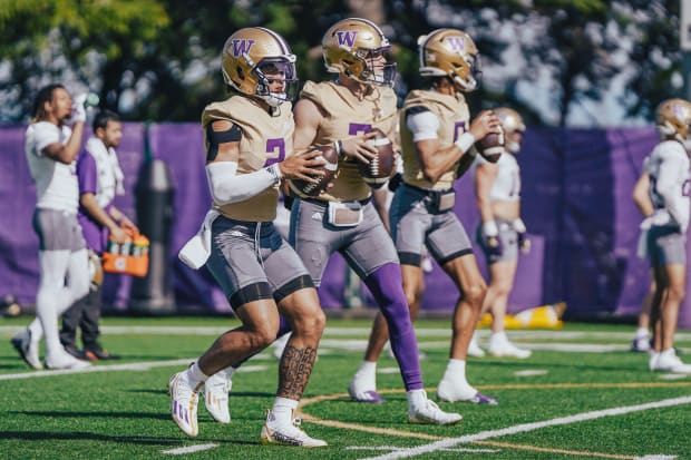 Demond Williams (2), Will Rogers (7) and the departed Dermaricus Davis (9) work on their spring footwork.